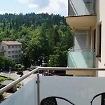 Ostoja Pieknosci Z Garazem Podziemnym *
