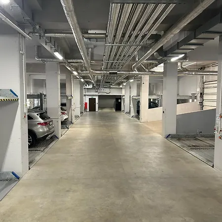 Ostoja Pieknosci Z Garazem Podziemnym 公寓 *