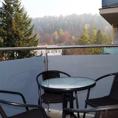 Ostoja Pieknosci Z Garazem Podziemnym *