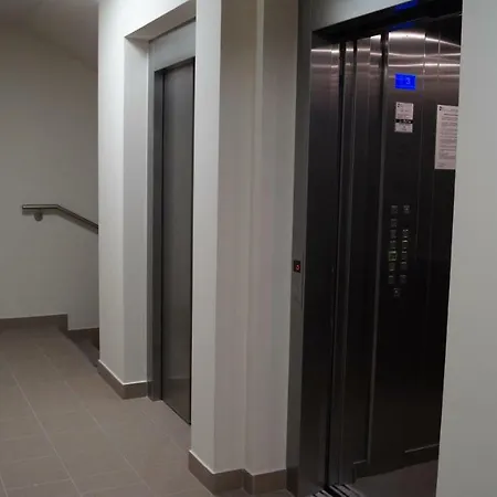 Ostoja Pieknosci Z Garazem Podziemnym *