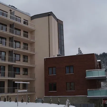 Ostoja Pieknosci Z Garazem Podziemnym Appartamento Krynica-Zdrój