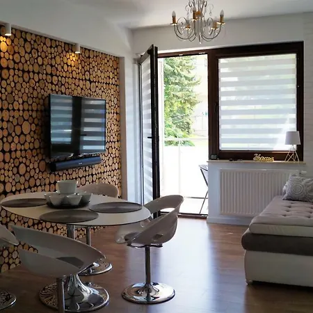 Ostoja Pieknosci Z Garazem Podziemnym Appartamento Krynica-Zdrój